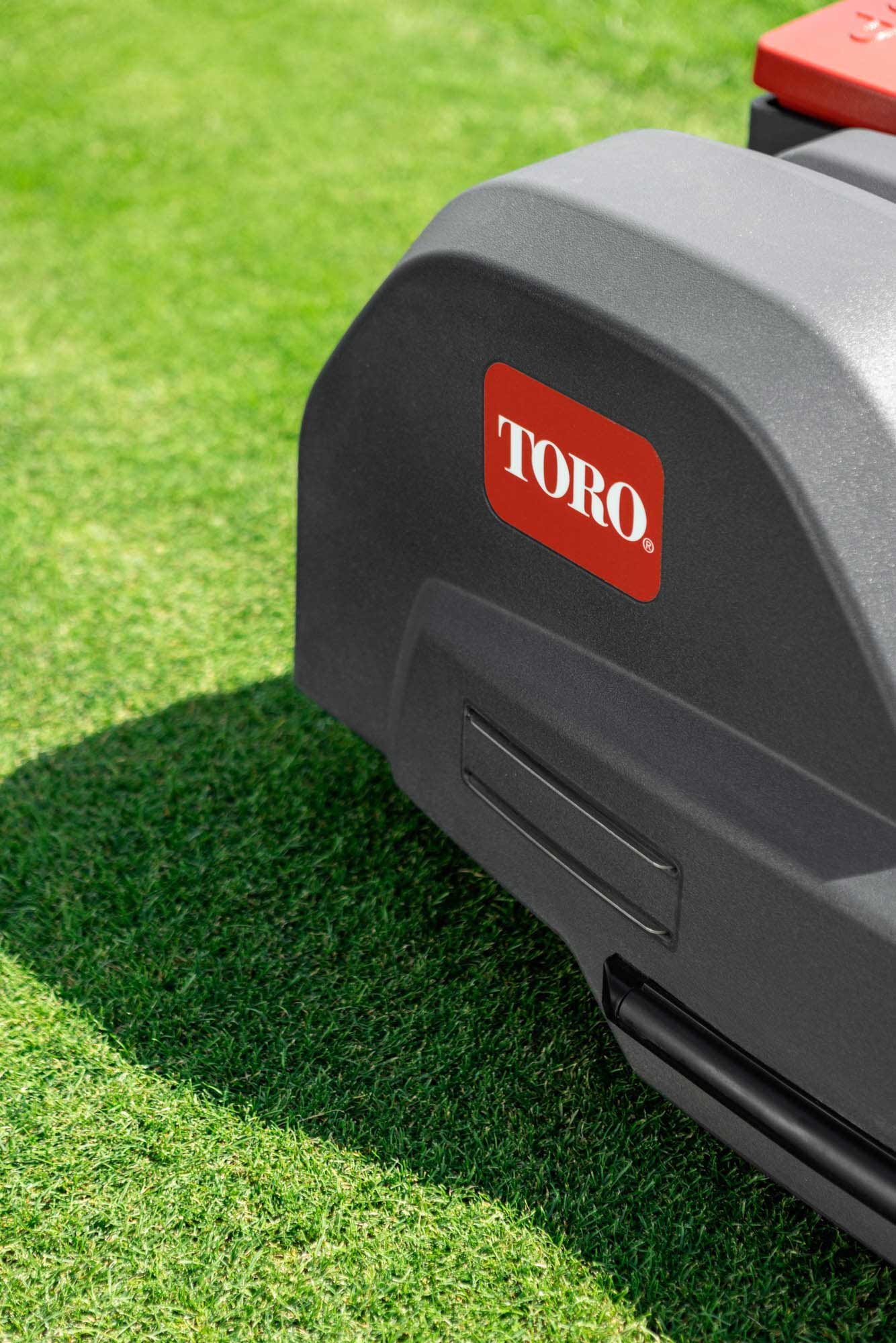 Rasenmähroboter fotografiert von André Köhl, Produktfotograf Saarland Saarbrücken